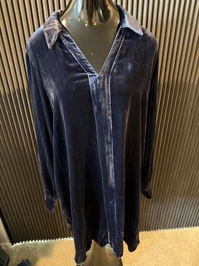 Sundance Navy Silk Velvet Tunic Top Size Large | Boho Luxe | Dry Clean